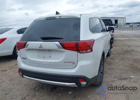 2017 Mitsubishi Outlander Se z USA, uszkodzony, nr VIN JA4AD3A38HZ019660
